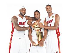 开云体育app-单挑世界的最后一圈，当赛道遇上油漆区