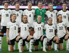 开云体育app-欧洲杯半决赛：法国逼平德国英文球赛复赛