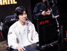 开云体育入口-PSG力克LGD，Knight完成史诗逆转焦点之战2025世界赛，留下经典瞬间的简单介绍