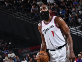 开云体育APP下载-勇士客场取胜开拓者，哈登演绎单场40+历史的简单介绍