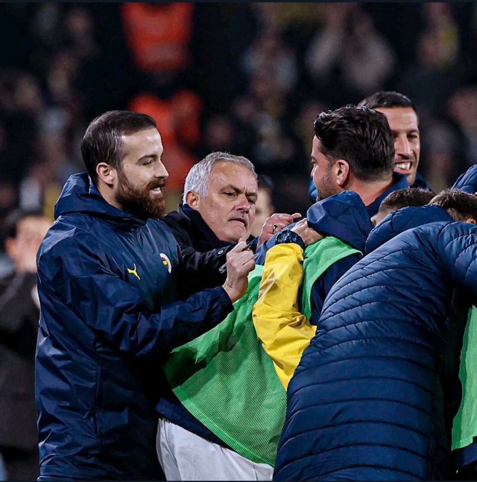 开云体育-拉沃尔杯力克ATP总决赛,穆雷统治全场的简单介绍