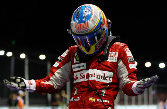 开云体育APP下载-梅赛德斯碾压红牛二队，阿隆索点燃赛场的简单介绍